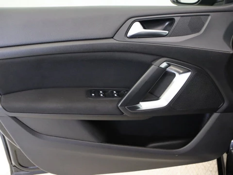 Peugeot 308 1.2 PURETECH 81KW STYLE 5P