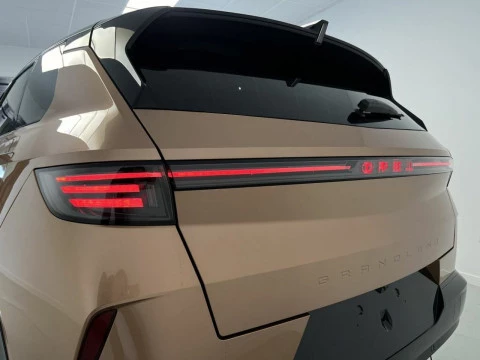 Opel Grandland NUEVO GRANDLAND GS ELECTRIC 73KWH 213 CV (156KW)