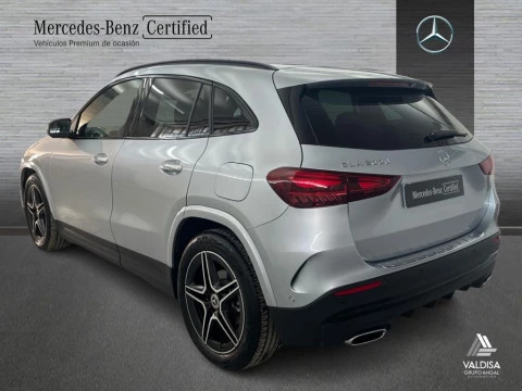 Mercedes-Benz GLA 200 d
