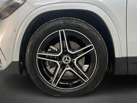 Mercedes-Benz GLA 200 d