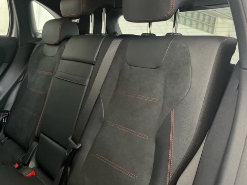 Mercedes-Benz GLA 200 d