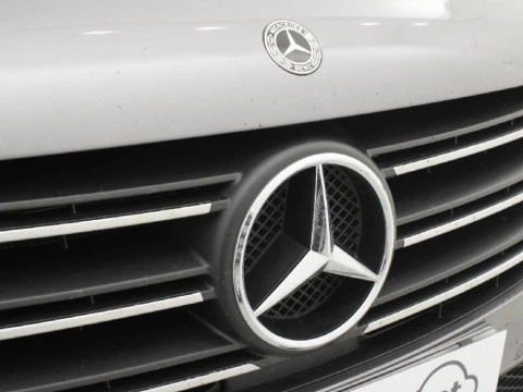 Mercedes-Benz Clase T CLASE T 180D