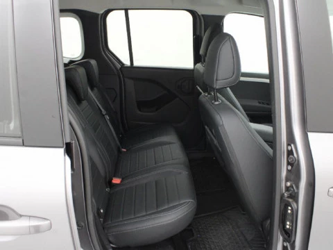 Mercedes-Benz Clase T CLASE T 180D