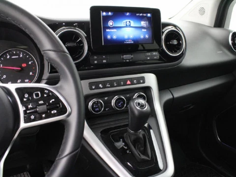 Mercedes-Benz Clase T CLASE T 180D