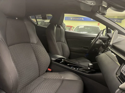 Toyota C-HR 1.8 125H Advance 90 kW (122 CV)