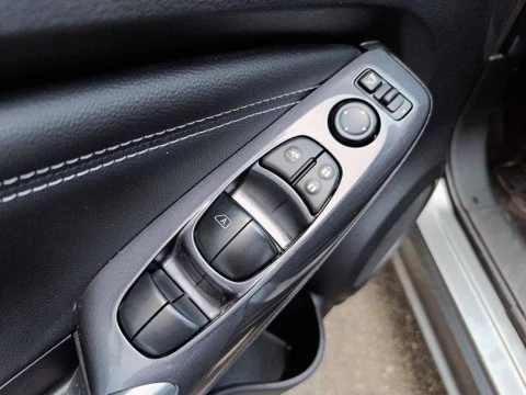 Nissan juke 1.0 DIG-T 84KW N-CONNECTA 5P