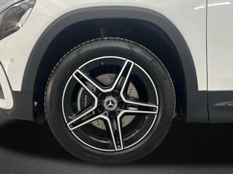 Mercedes-Benz GLB 200 d