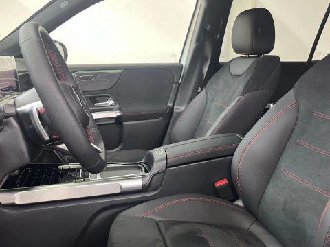 Mercedes-Benz GLB 200 d