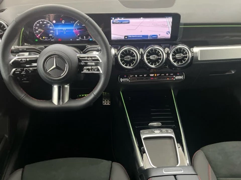 Mercedes-Benz GLB 200 d