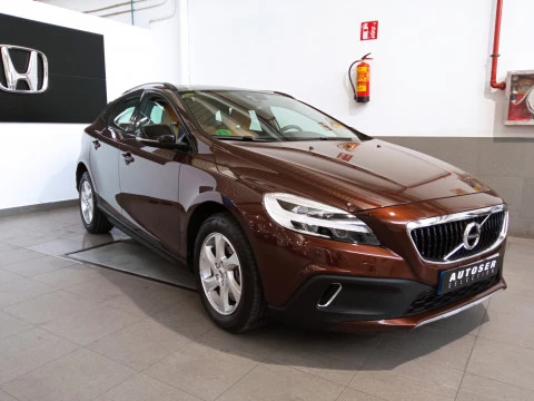 Volvo V40 Cross Country T4 2.0I AWD 190CV AUTOMATICO Volvo V40 Cross Country T4 2.0I AWD 190CV AUTOMATICO