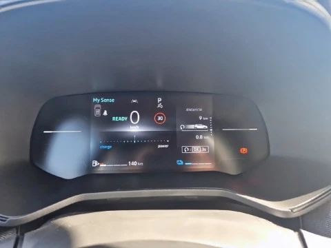 Renault Clio Techno full hybrid E-Tech 145 (103Kw)