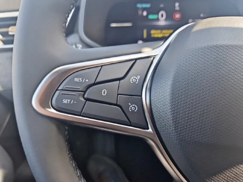 Renault Clio Techno full hybrid E-Tech 145 (103Kw)