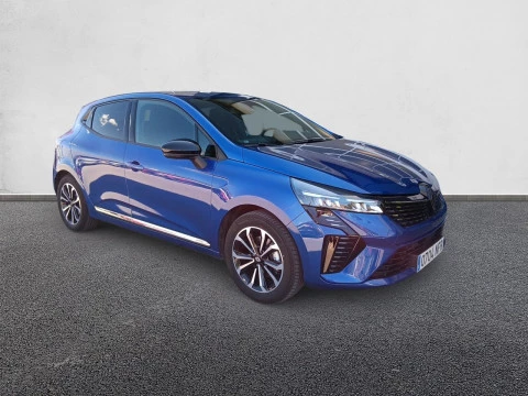 Renault Clio Techno full hybrid E-Tech 145 (103Kw)