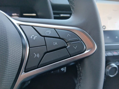 Renault Clio Techno full hybrid E-Tech 145 (103Kw)