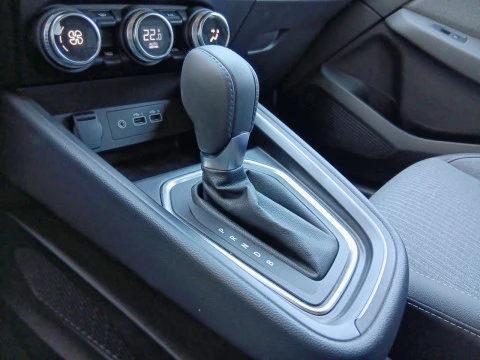 Renault Clio Techno full hybrid E-Tech 145 (103Kw)