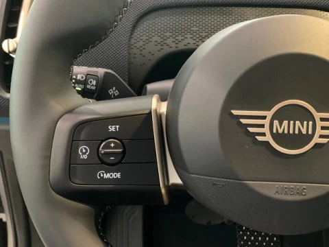 MINI Countryman D 120 kW (163 CV)