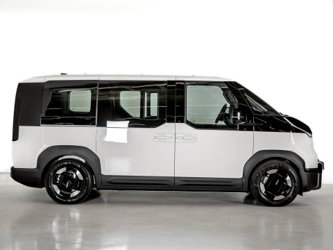 Kia PV5 Cargo Passenger L2H1 Long Range Plus