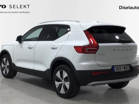 Volvo XC40 2.0 B3 G Core Auto