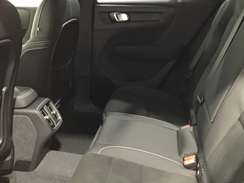 Volvo XC40 2.0 B3 G Core Auto