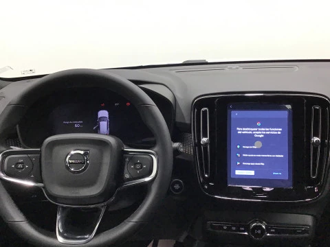 Volvo XC40 2.0 B3 G Core Auto