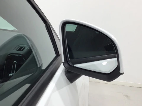 Volvo XC40 2.0 B3 G Core Auto