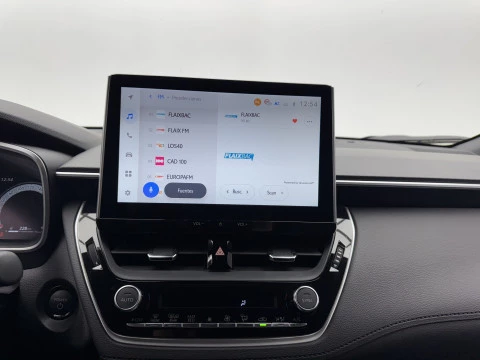 Toyota Corolla Cross Style Hybrid 200