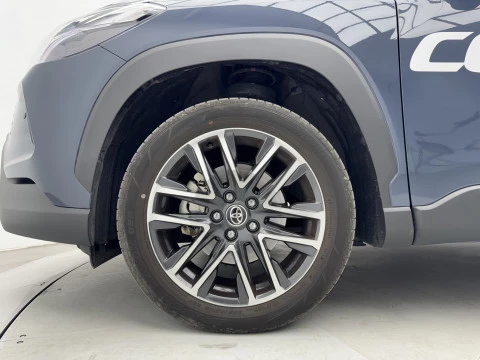 Toyota Corolla Cross Style Hybrid 200