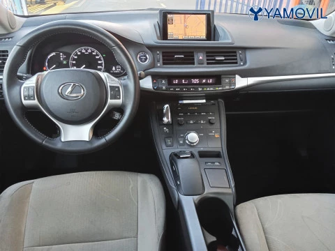 Lexus CT 200h Pack Hybrid Drive 100 kW (136 CV)