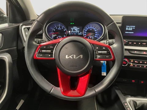 Kia Ceed X 1.5 MHEV 140 CV TECH