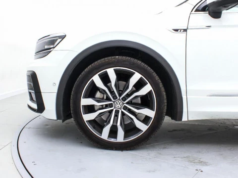 Volkswagen Tiguan 2.0 TSI 140KW DSG 4WD SPORT 190 5P