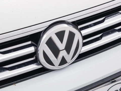 Volkswagen Tiguan 2.0 TSI 140KW DSG 4WD SPORT 190 5P