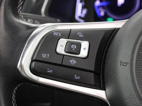 Volkswagen Tiguan 2.0 TSI 140KW DSG 4WD SPORT 190 5P