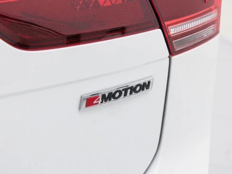 Volkswagen Tiguan 2.0 TSI 140KW DSG 4WD SPORT 190 5P