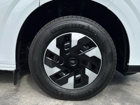 Ford Transit Custom Van 2.5 Duratec PHEV 171kW 320 L1 Trend