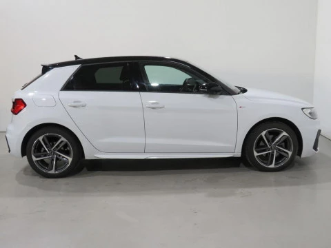 Audi A1 Sportback Adrenalin Black edition 30 TFSI 85 kW (116 CV) S tronic