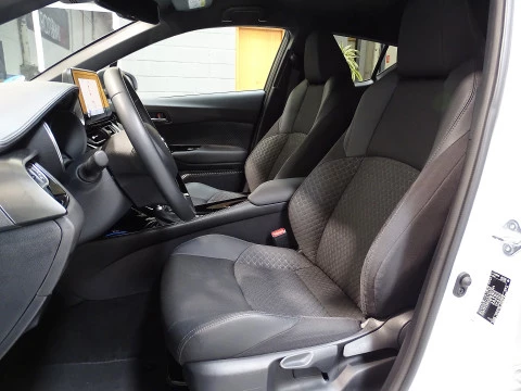 Toyota C-HR 2.0 180H Advance