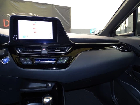 Toyota C-HR 2.0 180H Advance