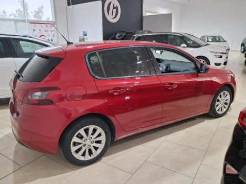 Peugeot 308 1.2 PURETECH 81KW STYLE 5P