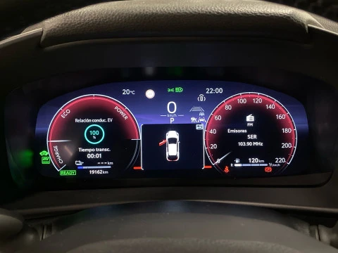 Toyota C-HR 2.0 220PH Premiere Edition