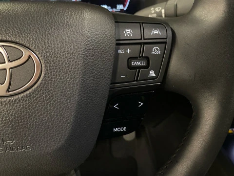Toyota C-HR 2.0 220PH Premiere Edition