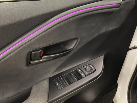 Toyota C-HR 2.0 220PH Premiere Edition