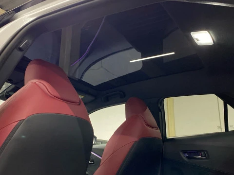 Toyota C-HR 2.0 220PH Premiere Edition