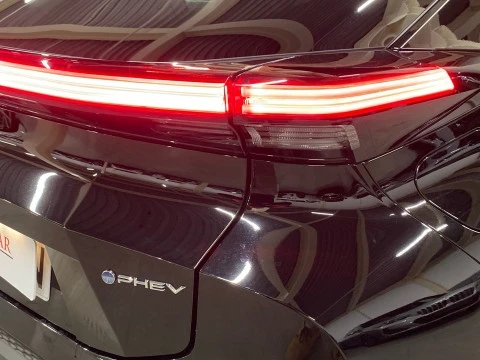 Toyota C-HR 2.0 220PH Premiere Edition
