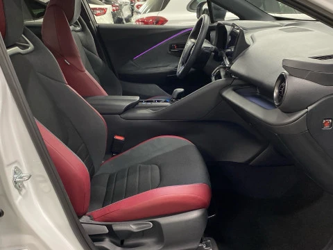 Toyota C-HR 2.0 220PH Premiere Edition