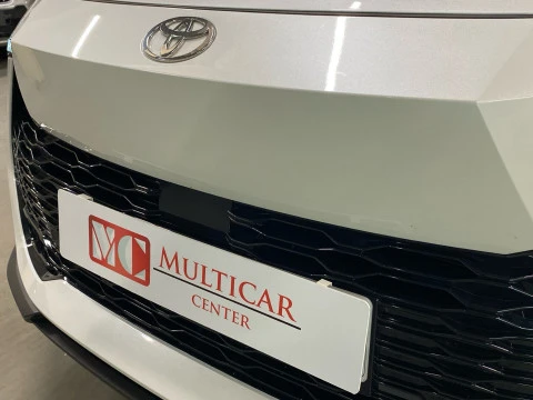 Toyota C-HR 2.0 220PH Premiere Edition