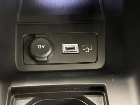 Peugeot 408 GT Hybrid eDCS6 100 kW (136 CV)