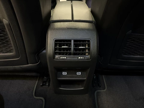 Peugeot 408 GT Hybrid eDCS6 100 kW (136 CV)