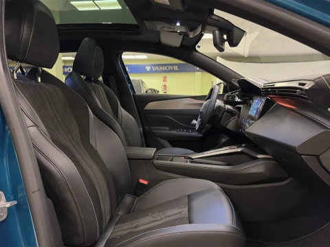 Peugeot 408 GT Hybrid eDCS6 100 kW (136 CV)