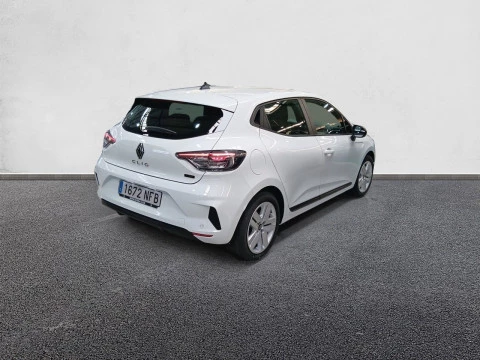 Renault Clio Evolution full hybrid E-Tech 145 (103Kw)