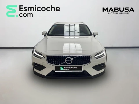 Volvo V60 , B4 AWD mild hybrid